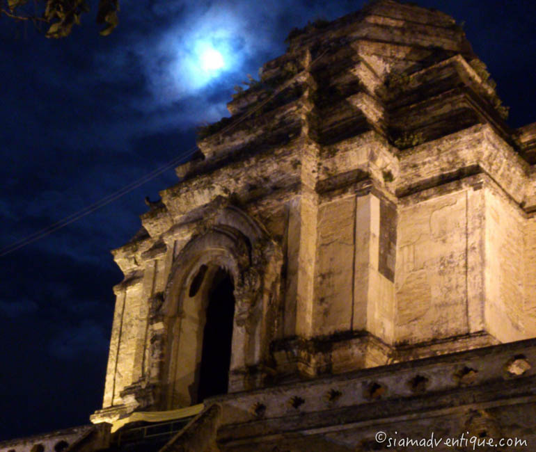 Wat Chedi Luang in Chiang Mai