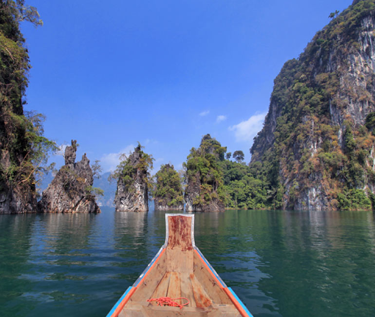 Emerald Water at Ratchaprapha Dam