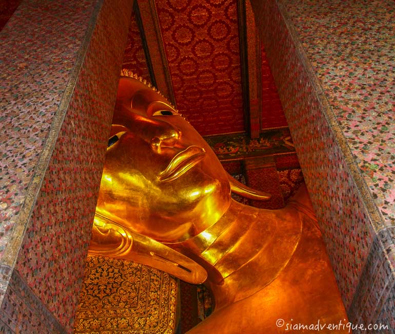 The Reclining Buddha Image at Wat Pho